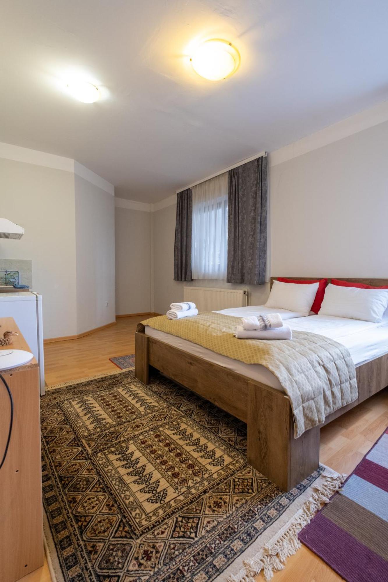 Guesthouse Rose Szarajevó Kültér fotó