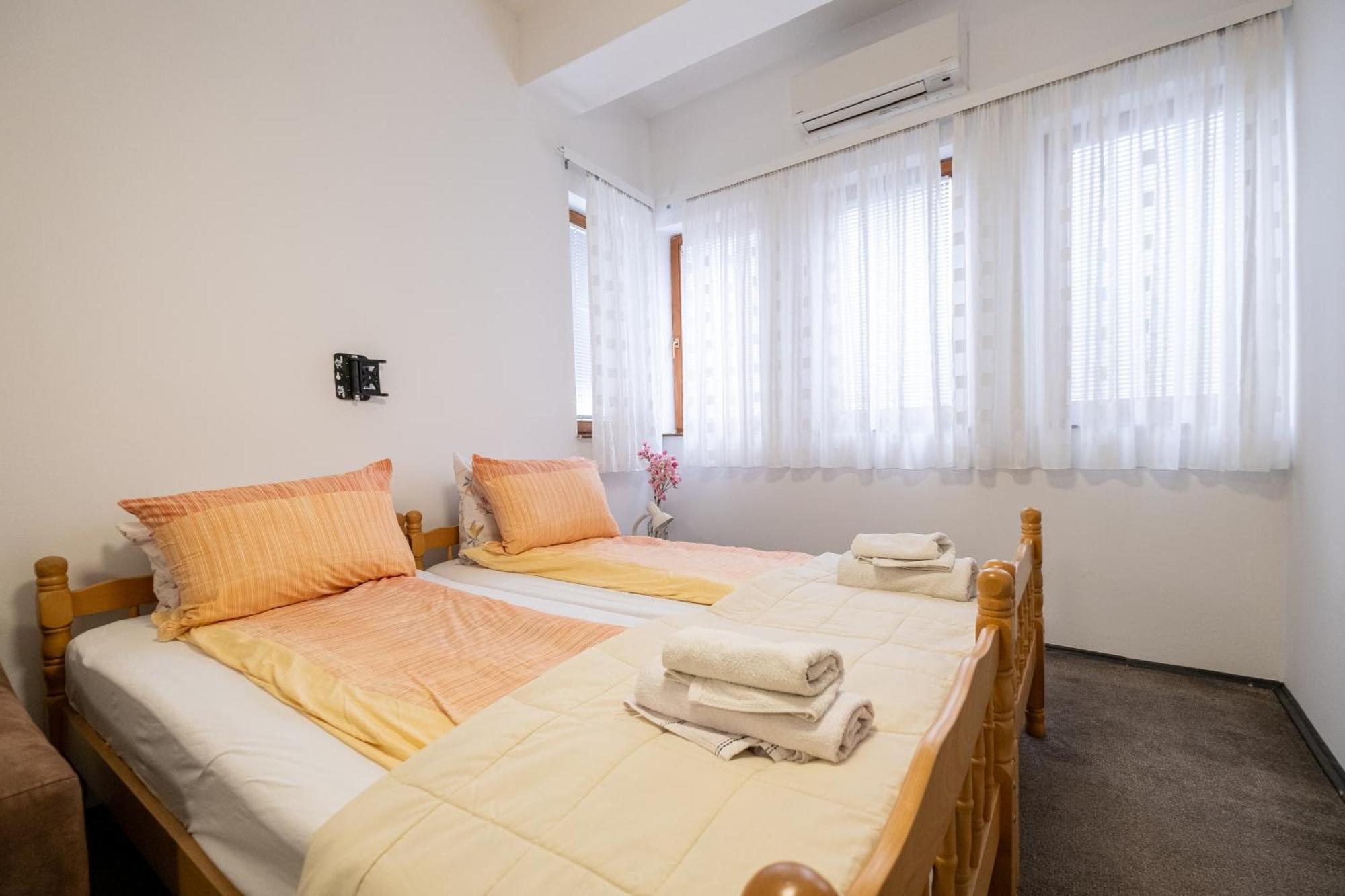 Guesthouse Rose Szarajevó Kültér fotó