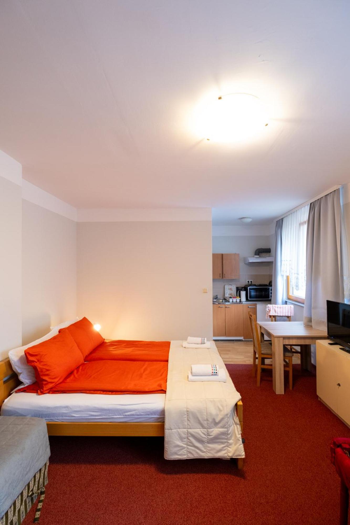 Guesthouse Rose Szarajevó Kültér fotó