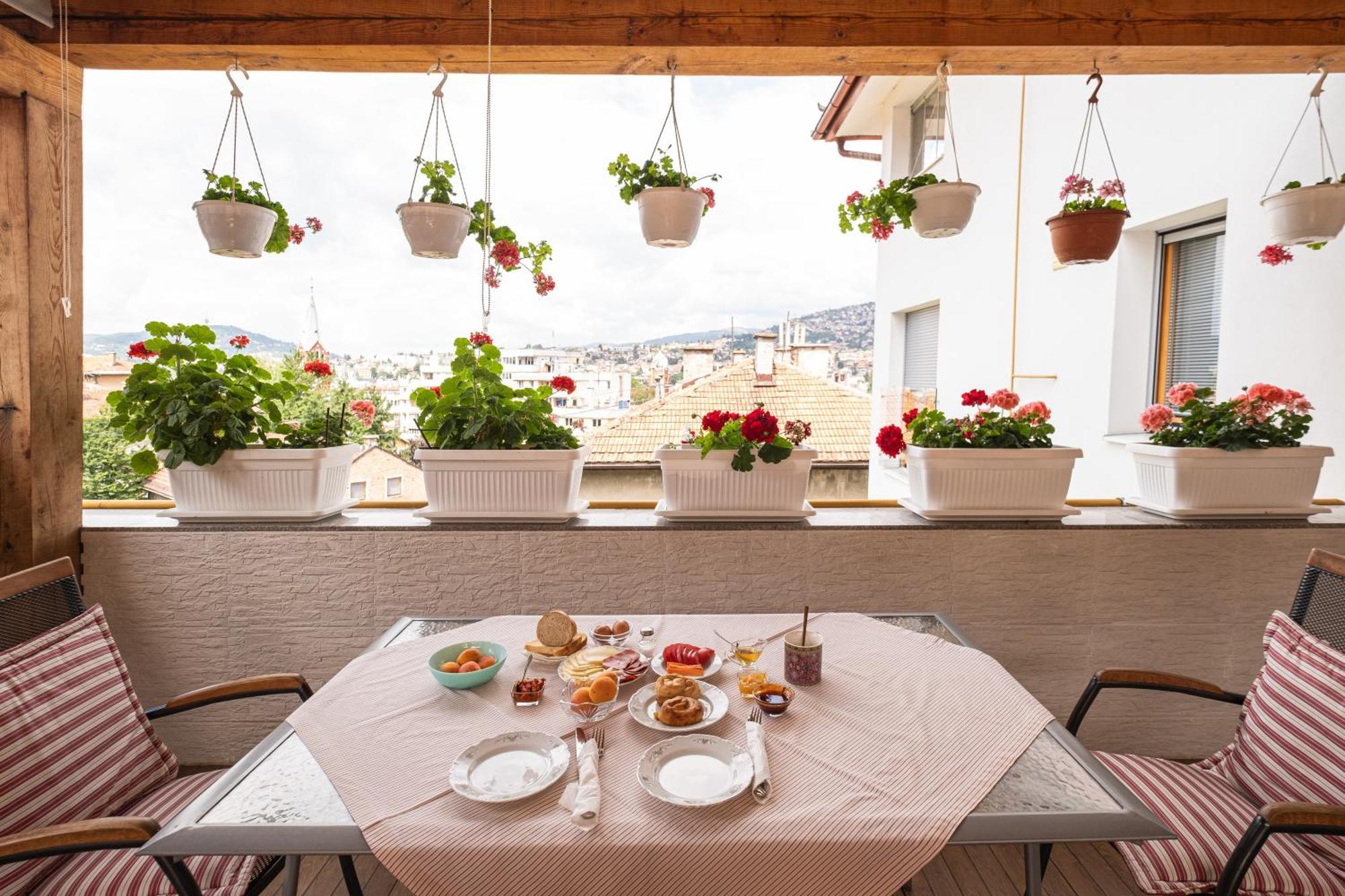 Guesthouse Rose Szarajevó Kültér fotó